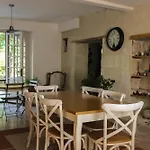 Moulins De Clan 住宿加早餐酒店 若奈克兰