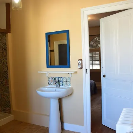 Moulins De Clan Bed & Breakfast *