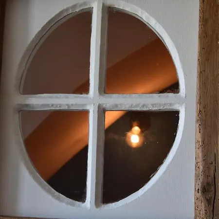 Moulins De Clan Bed & Breakfast *
